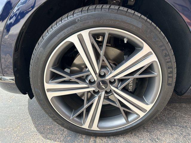 2025 Genesis GV80 - $71,995