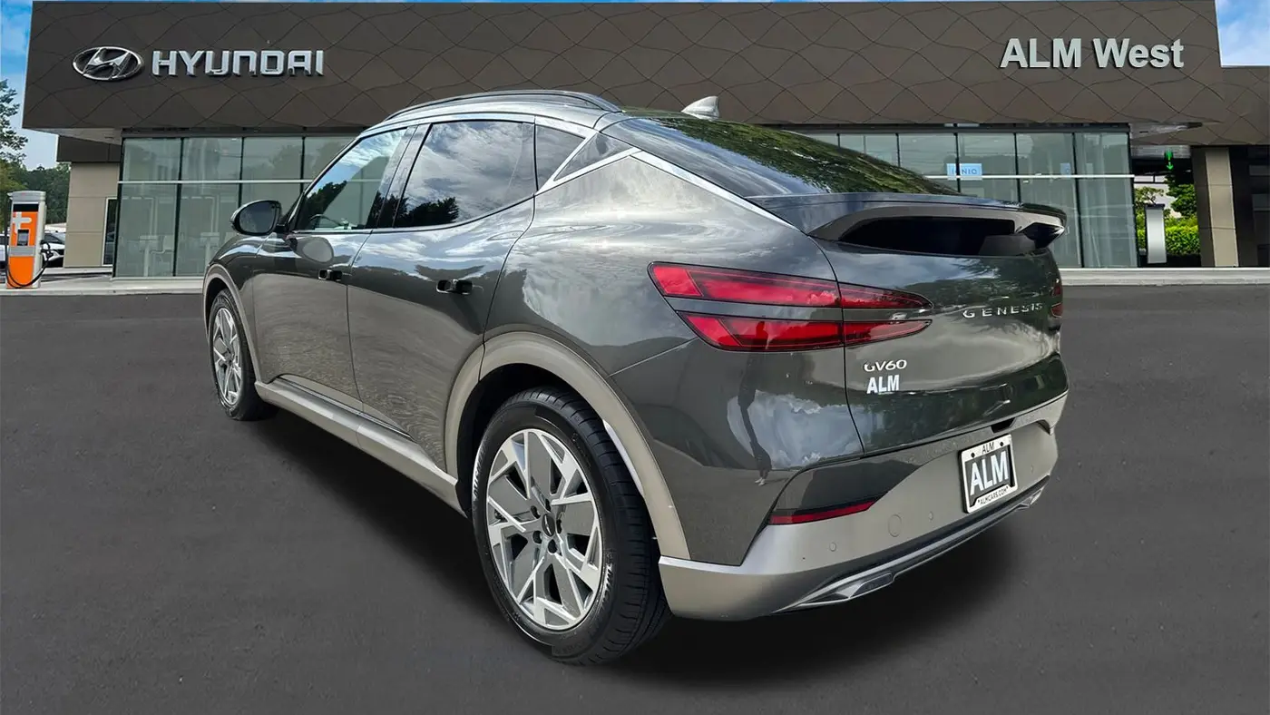 2025 Genesis GV60 Standard