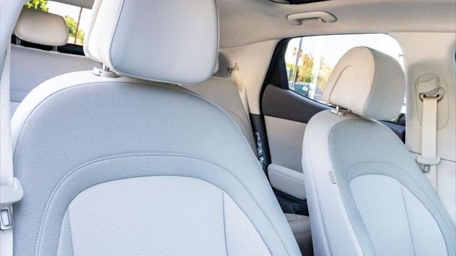 2026 Genesis GV60 Standard