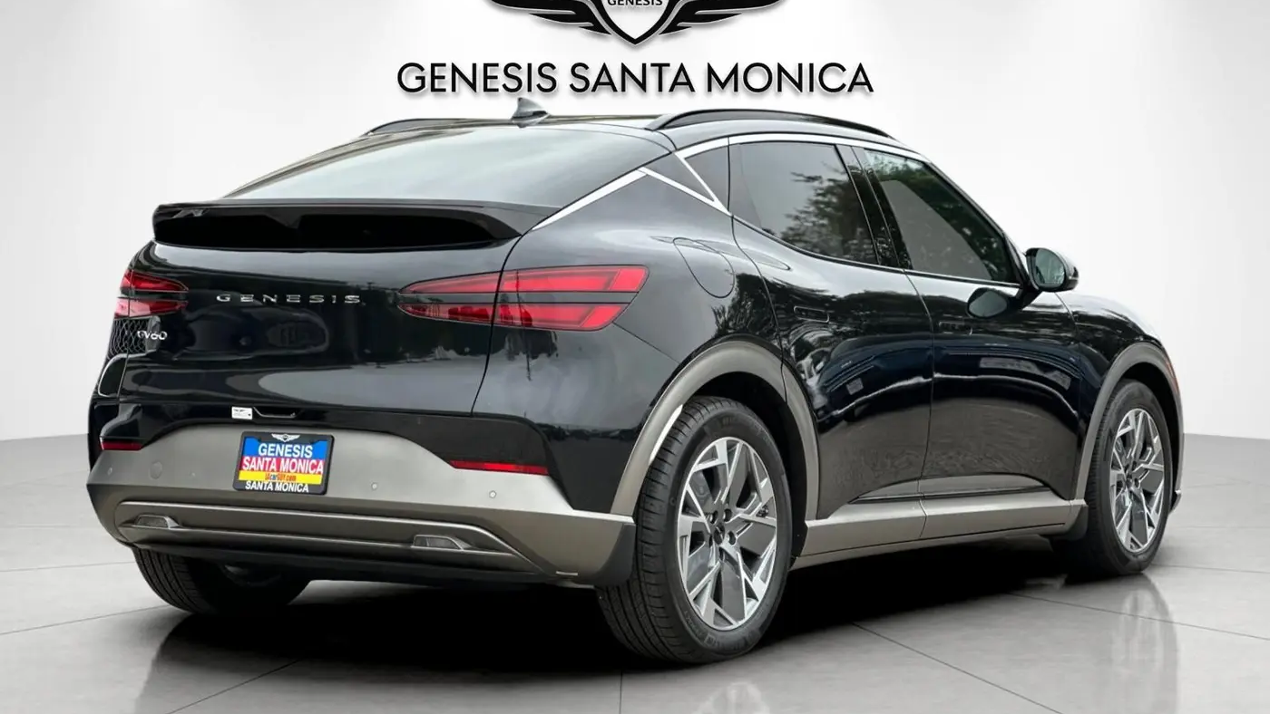 2025 Genesis GV60 Standard