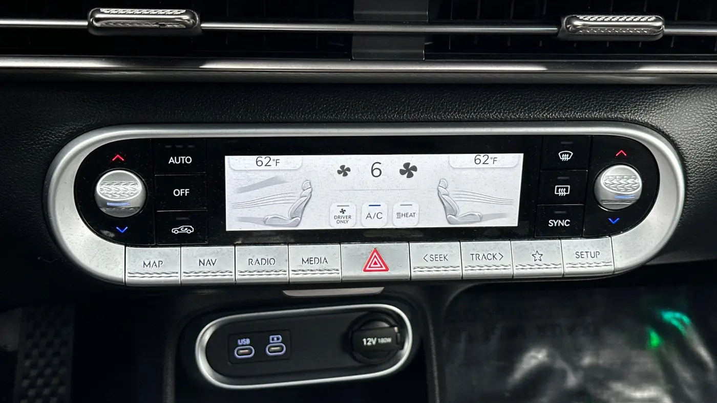 2025 Genesis GV60 Standard