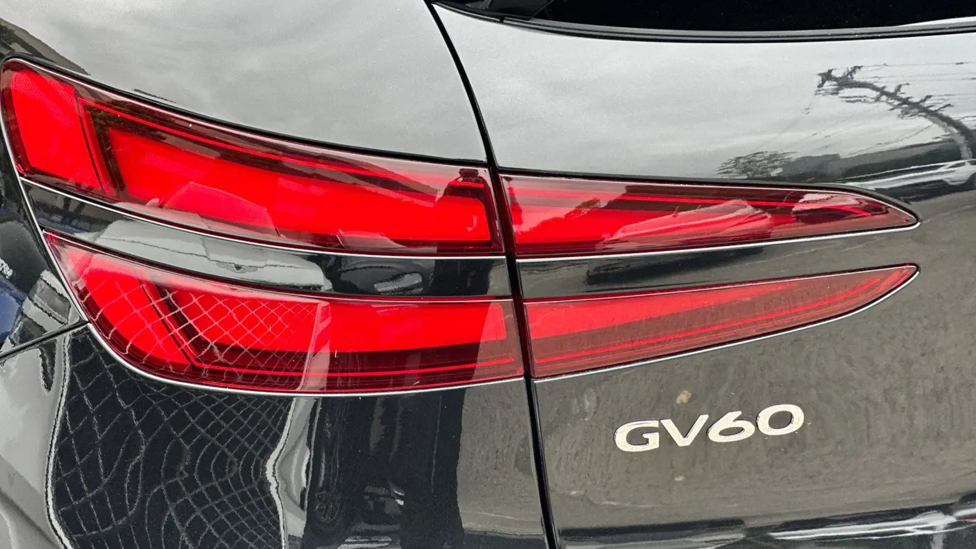 2025 Genesis GV60 Standard