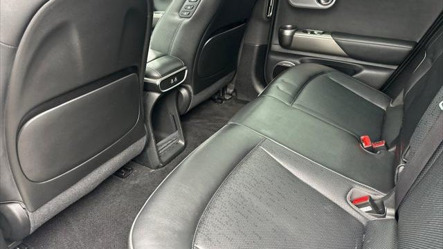 2023 Genesis GV60 Advanced
