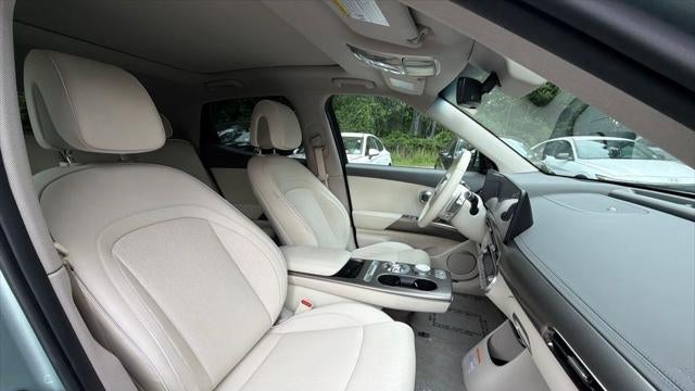 2023 Genesis GV60 Advanced