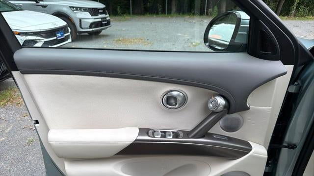 2023 Genesis GV60 Advanced