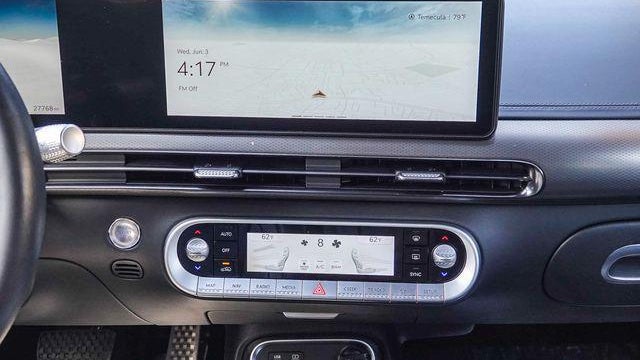 2023 Genesis GV60 Advanced