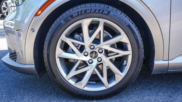 2023 Genesis GV60 Advanced