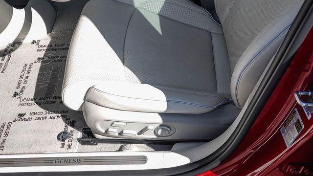 2023 Genesis GV60 Advanced