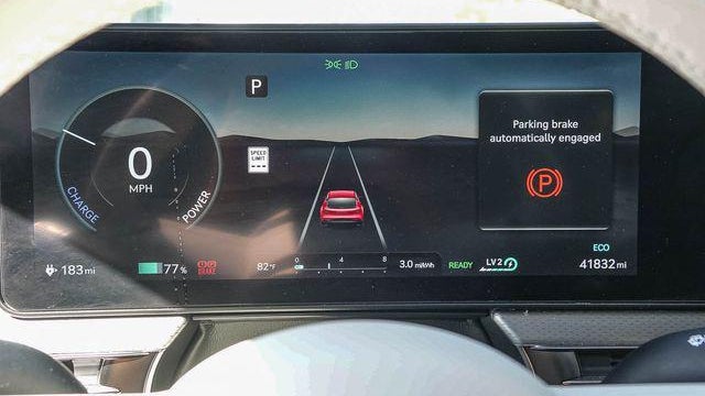 2023 Genesis GV60 Advanced