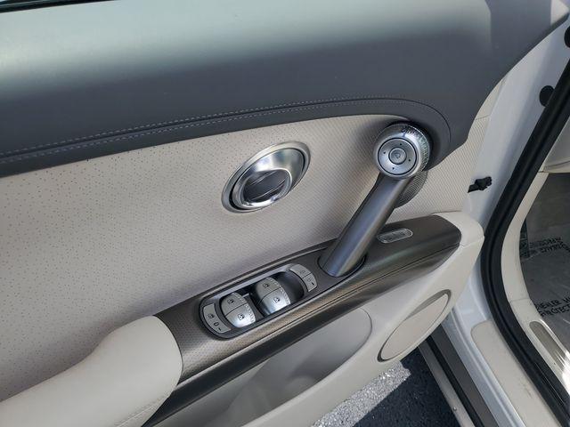 2023 Genesis Gv60 - $34,988