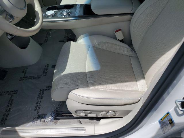 2023 Genesis Gv60 - $34,988