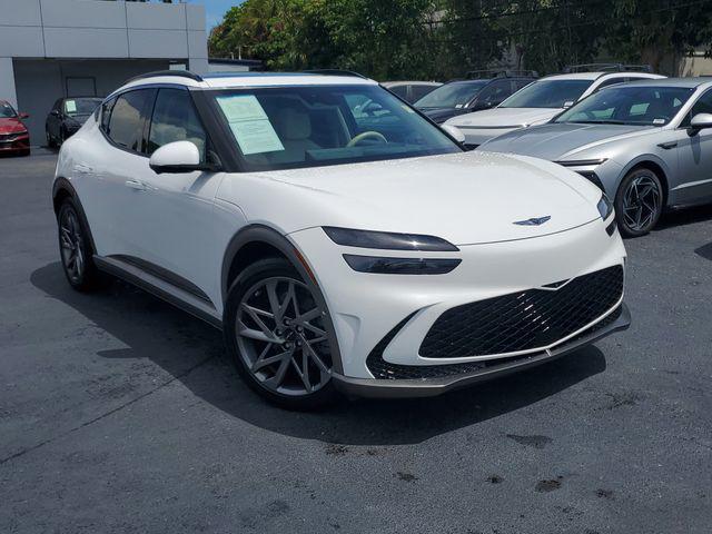 2023 Genesis Gv60 - $34,988