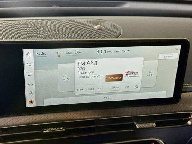 2023 Genesis Gv60 - $37,996