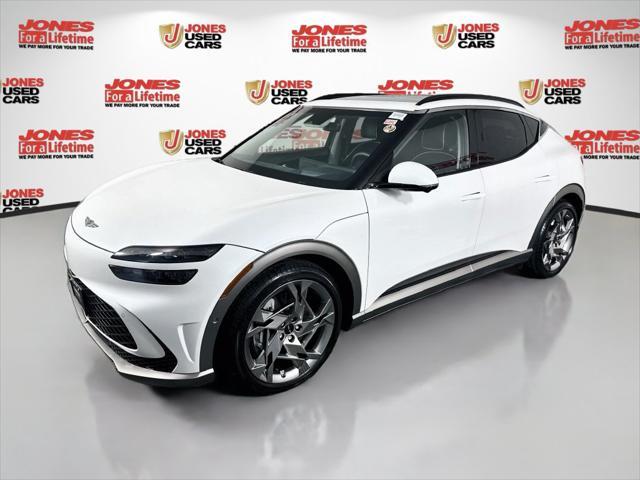 2023 Genesis Gv60 - $37,996