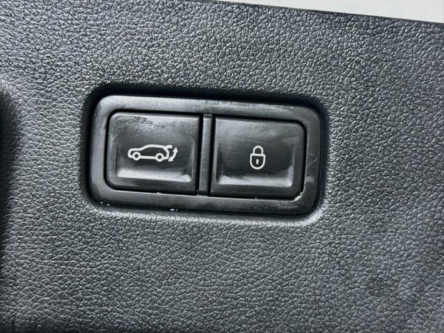 2023 Genesis Gv60 - $37,996