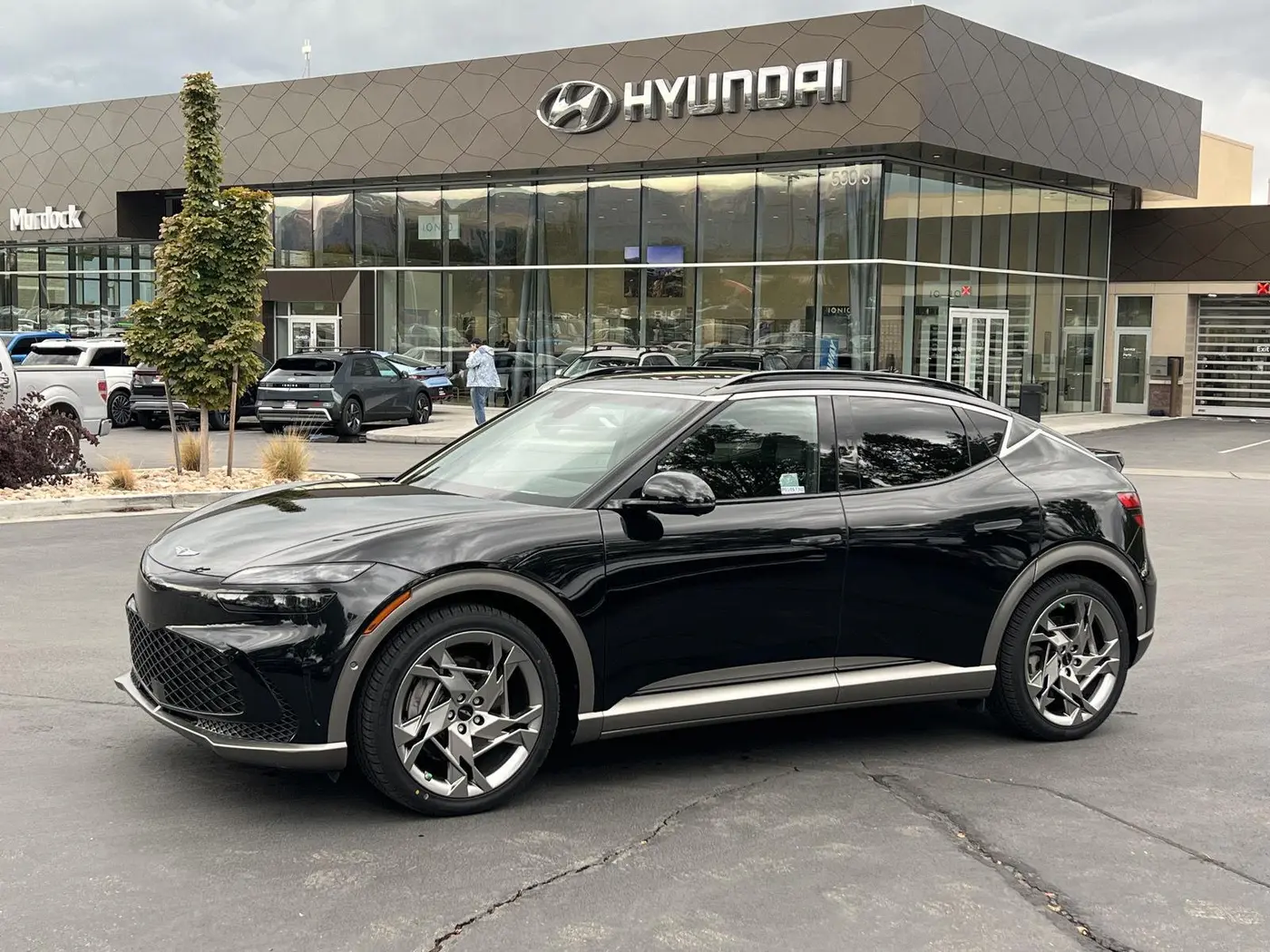 2023 Genesis Gv60