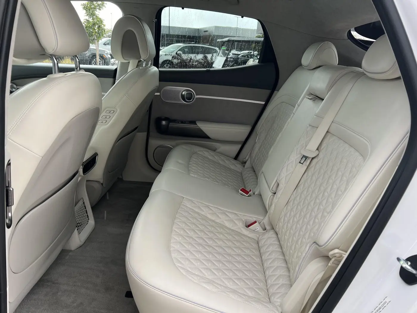2023 Genesis Gv60 - $39,236