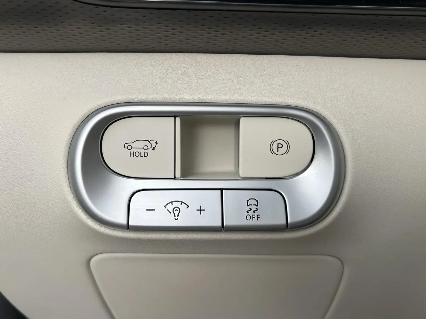 2023 Genesis Gv60 - $39,236