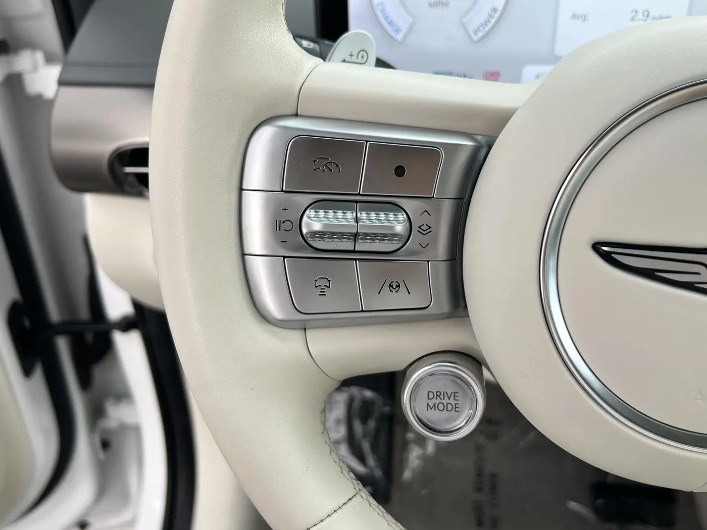 2023 Genesis Gv60 - $39,236