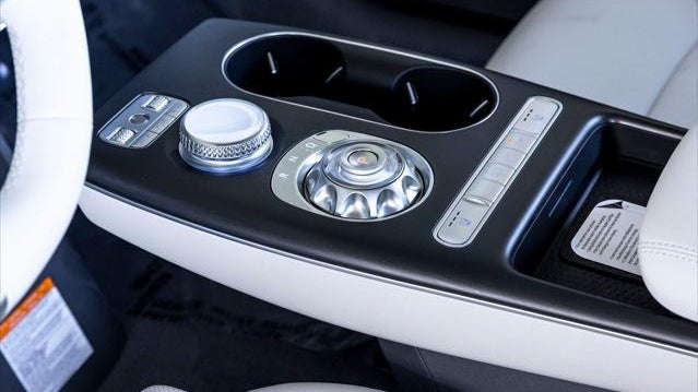 2026 Genesis GV60 Standard