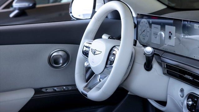 2026 Genesis GV60 Standard