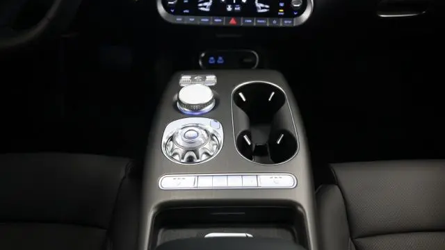 2026 Genesis GV60 Standard