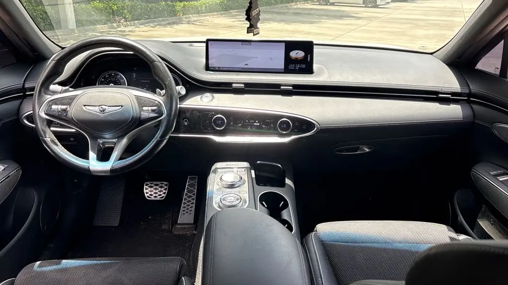 2022 Genesis GV70 2.5T Standard