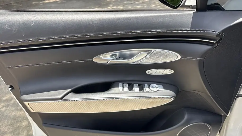 2022 Genesis GV70 2.5T Standard