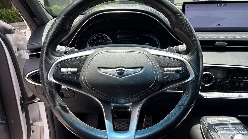 2022 Genesis GV70 2.5T Standard