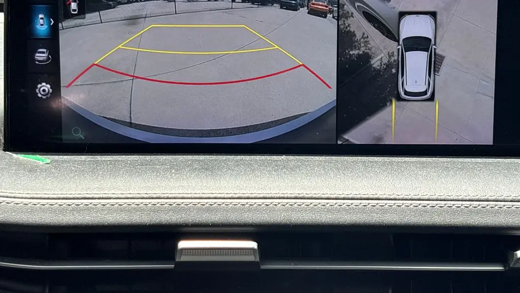 2022 Genesis GV70 2.5T Standard