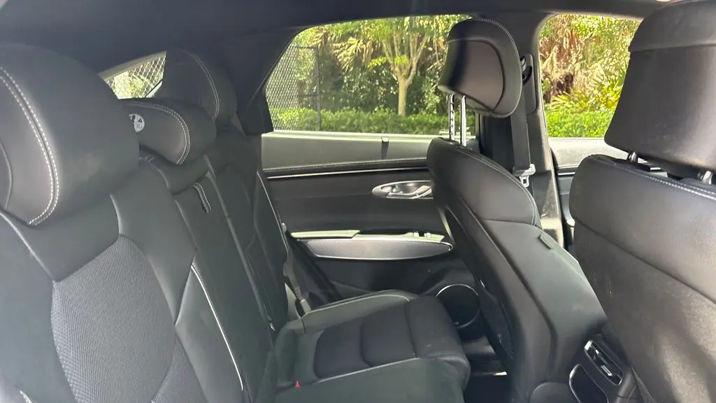 2022 Genesis GV70 2.5T Standard