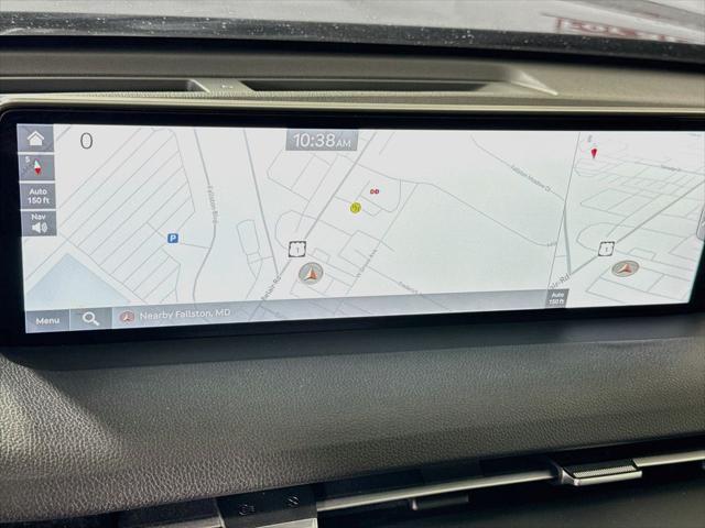 2025 Genesis Gv70 - $36,989