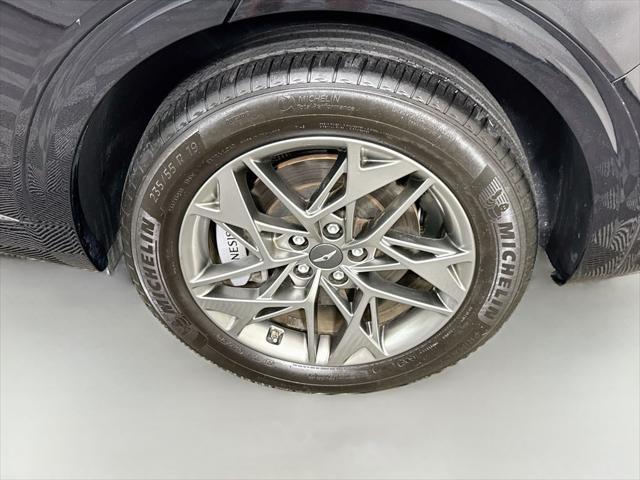 2025 Genesis Gv70 - $36,989