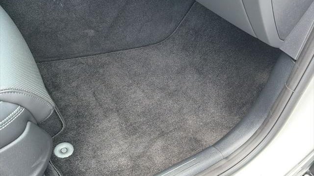 2026 Genesis GV70 2.5T Standard