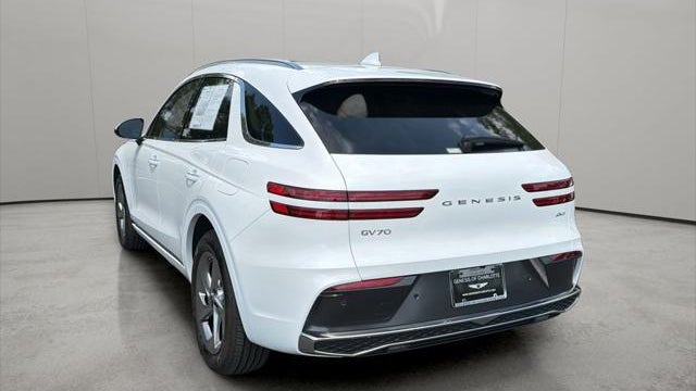 2026 Genesis GV70 2.5T Standard