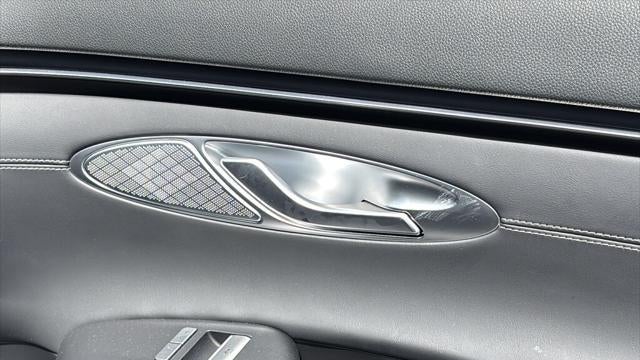 2026 Genesis GV70 2.5T Standard