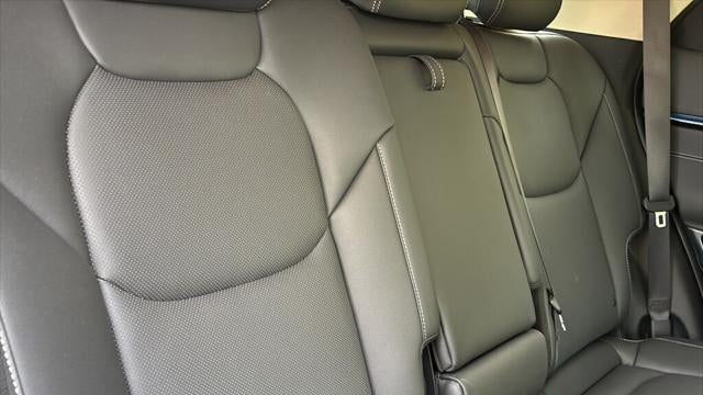 2026 Genesis GV70 2.5T Standard
