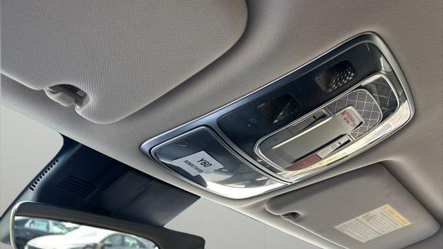 2026 Genesis GV70 2.5T Standard