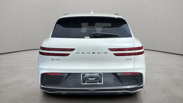 2026 Genesis GV70 2.5T Standard