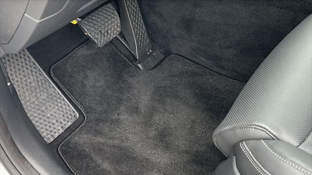 2026 Genesis GV70 2.5T Standard