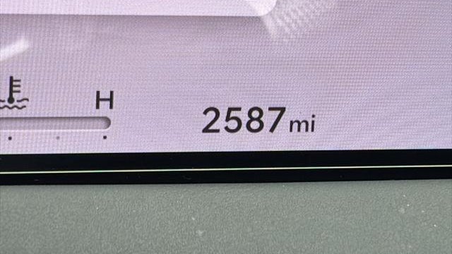 2026 Genesis GV70 2.5T Standard