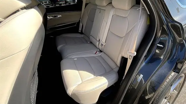 2026 Genesis GV70 2.5T Standard
