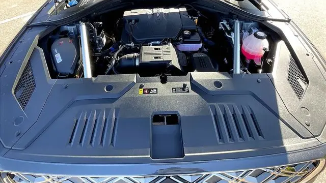 2026 Genesis GV70 2.5T Standard