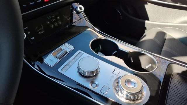 2026 Genesis GV70 2.5T Standard