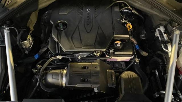 2022 Genesis GV70 2.5T Standard