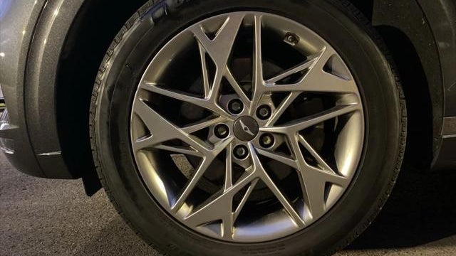 2022 Genesis GV70 2.5T Standard