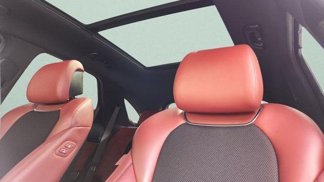 2023 Genesis GV70 2.5T Standard