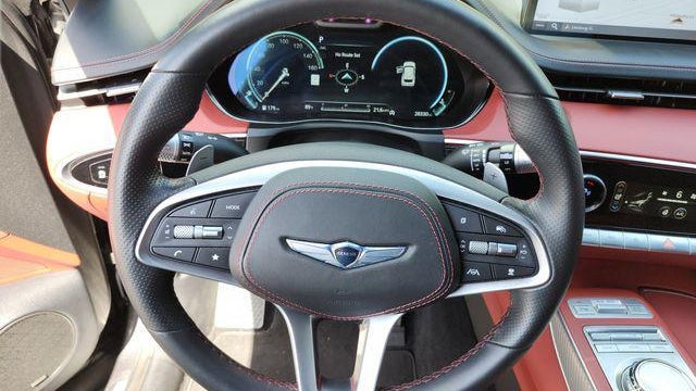 2023 Genesis GV70 2.5T Standard