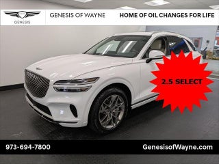 2023 Genesis GV70 with Alta White Exterior