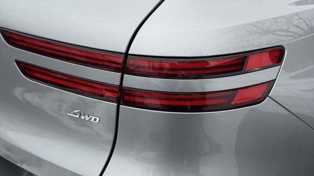 2023 Genesis GV70 2.5T Standard